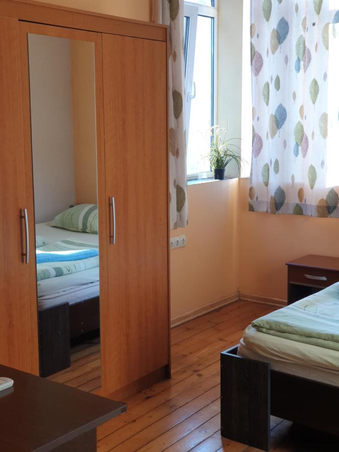 Elegance On A Budget - Rooms For Rent In Sofia Center Exteriér fotografie