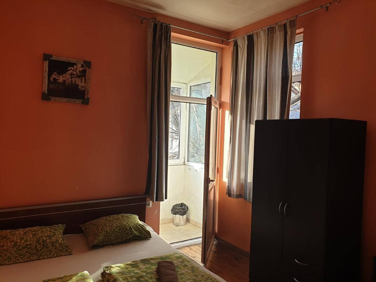 Elegance On A Budget - Rooms For Rent In Sofia Center Exteriér fotografie